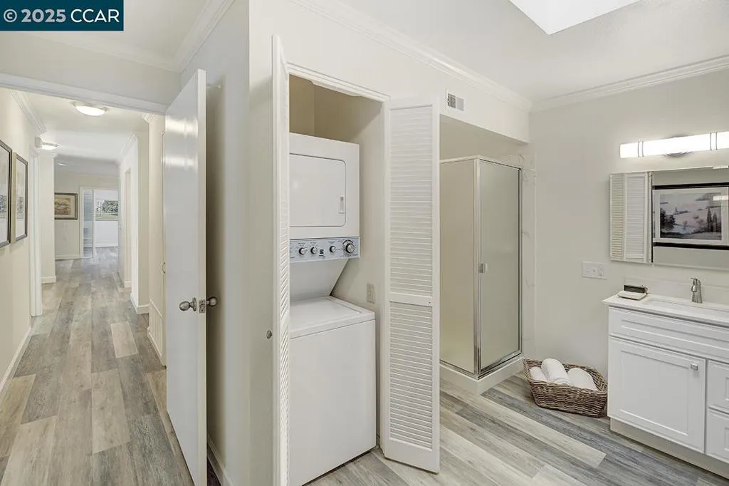 1315 Golden Rain Rd 2, Walnut Creek, California 94595 home-pic-35